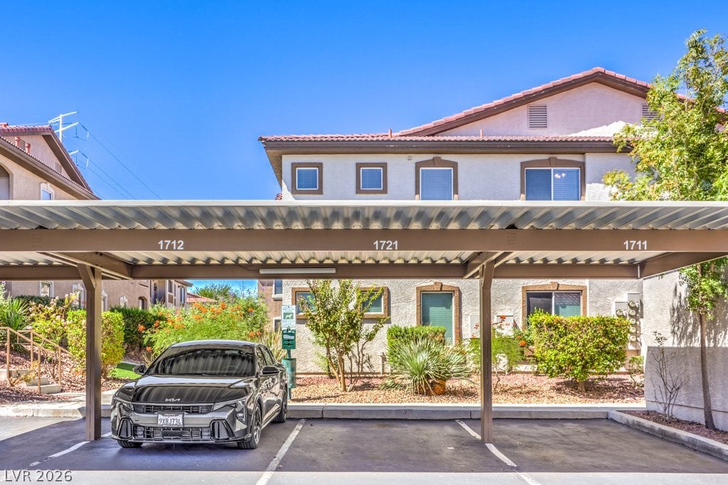 2305 W Horizon Ridge Parkway 1721