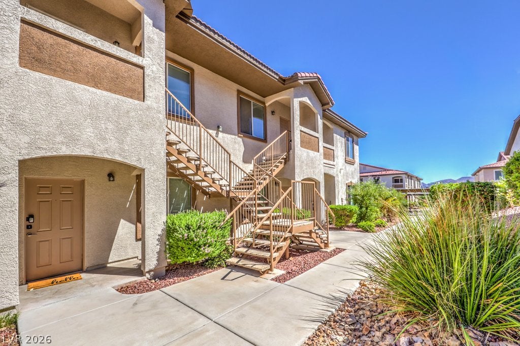 2305 W Horizon Ridge Parkway 1721