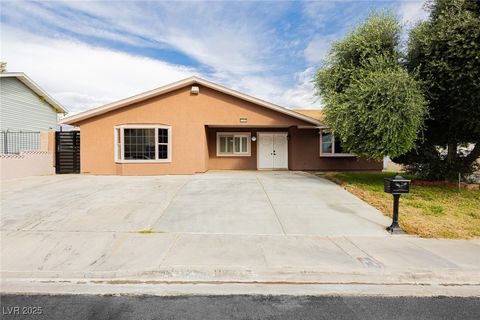 Photo of 4386 El Carnal Way, Las Vegas, NV 89121 (MLS # 2742317)