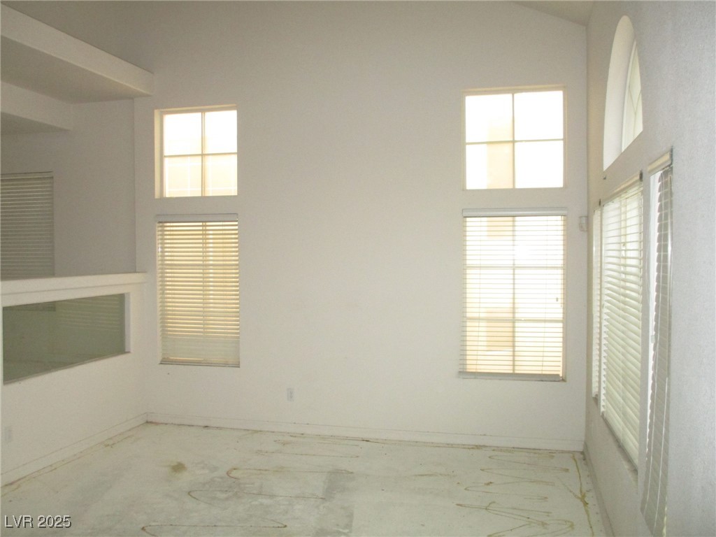 3721 Deer Flats Street