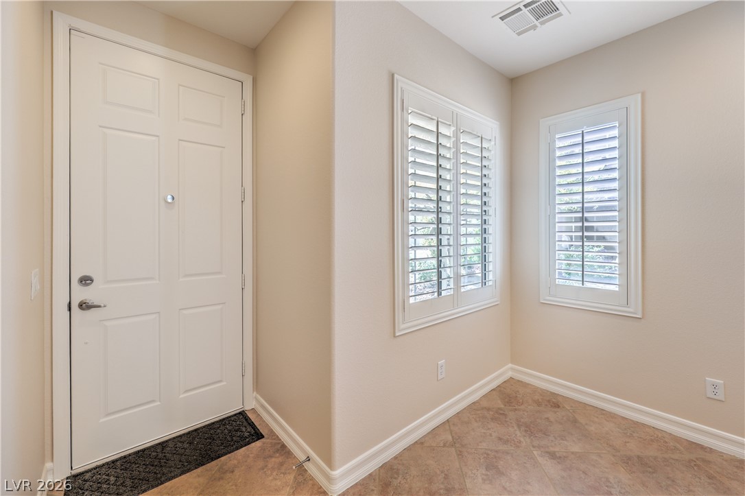 6043 Aster Crest Court