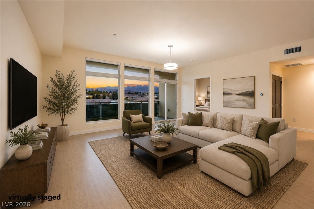 8925 W Flamingo Road 312