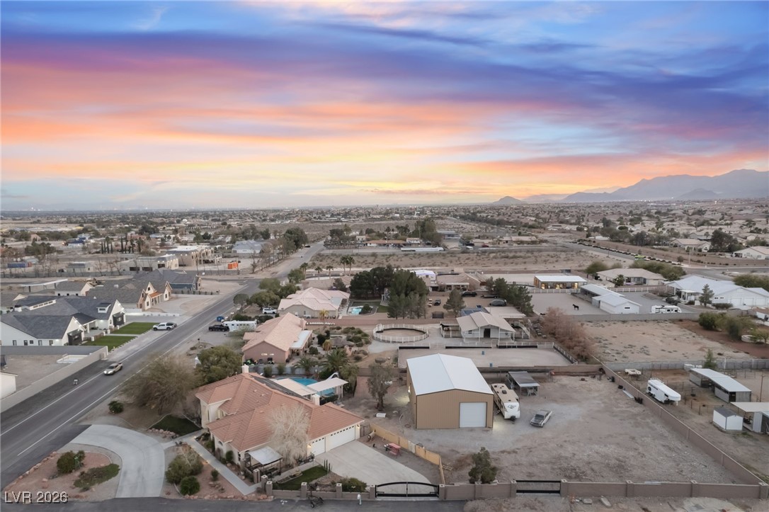 9990 Four Views Street