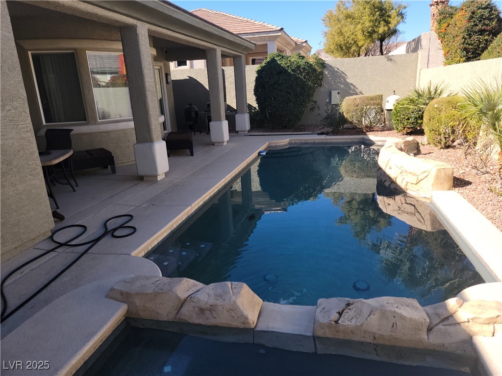 10548 Ettenmoor Avenue, Las Vegas, Nevada image 1