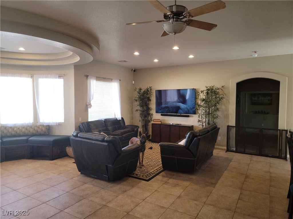 10548 Ettenmoor Avenue, Las Vegas, Nevada image 4