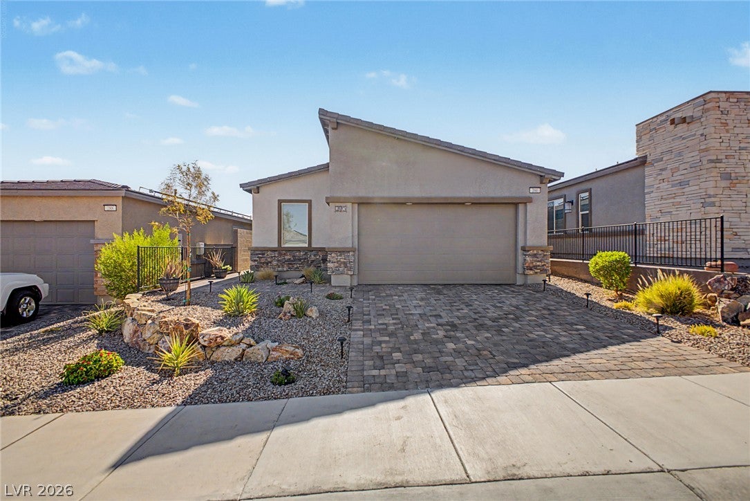 290 Fossil Falls Street