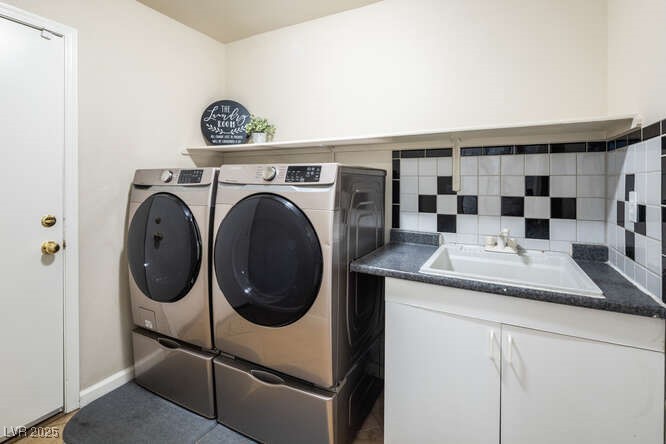 Henderson, Nevada 89012, United States, 5 Bedrooms Bedrooms, ,3 BathroomsBathrooms,Residential,Active,7168