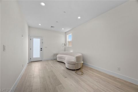 Tiny photo for 8835 S Monte Cristo Way Way, Las Vegas, NV 89113 (MLS # 2720672)