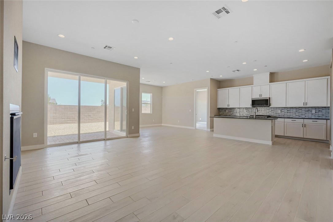 9028 Skye Canyon Ranch Street