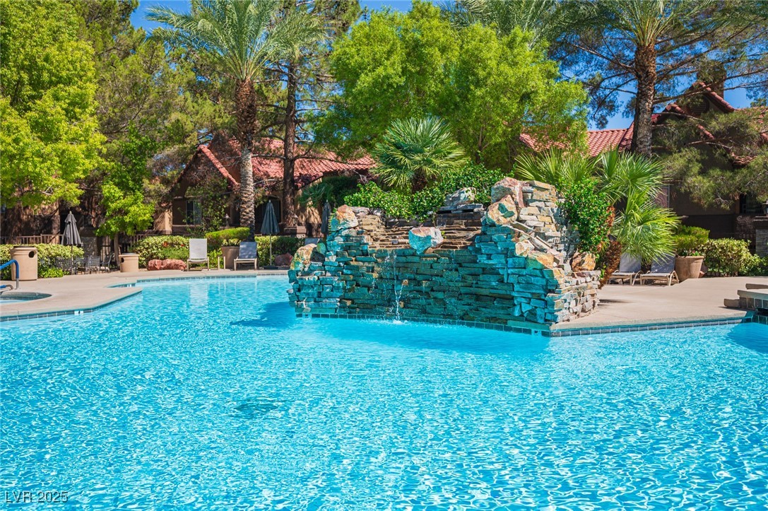 2200 S Fort Apache Road 1168