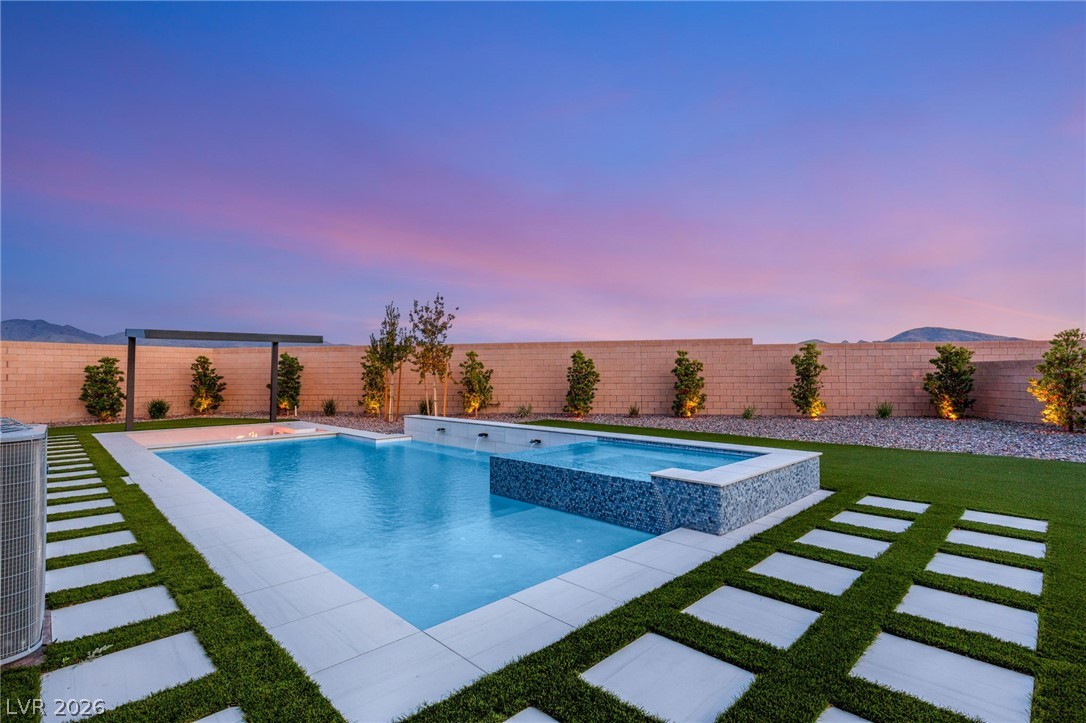 3489 Lamberto Cliff Way