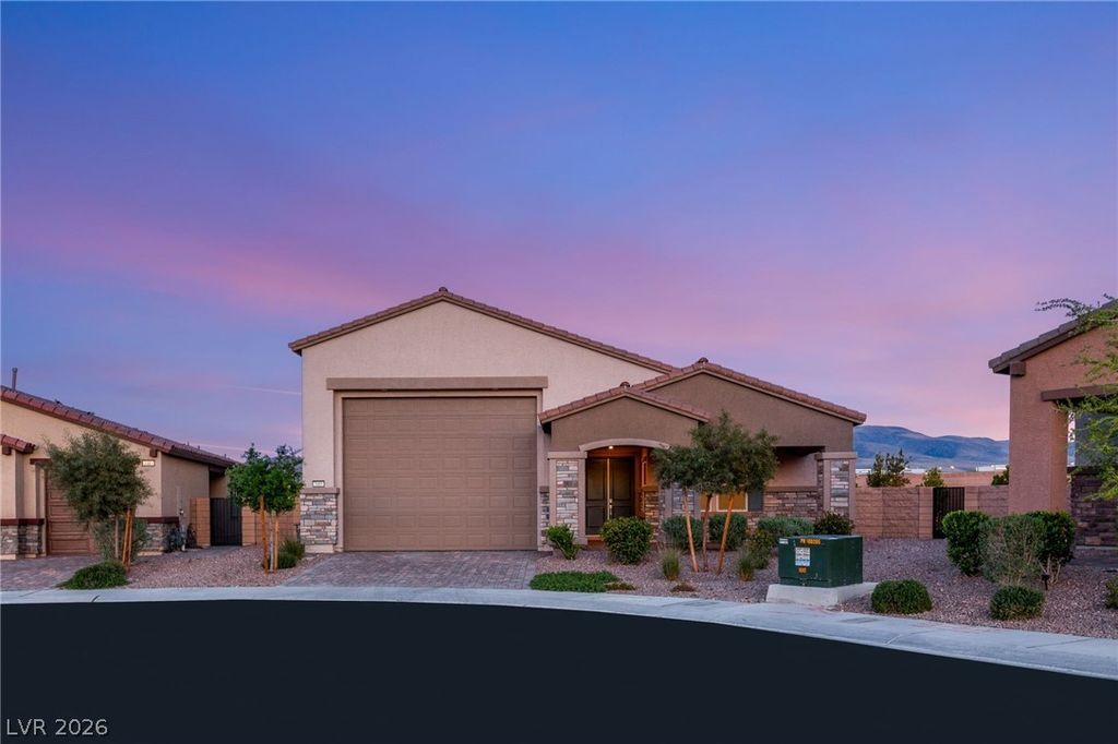 Photo of 3489 Lamberto Cliff Way, Henderson, NV 89044 (MLS # 2767177)
