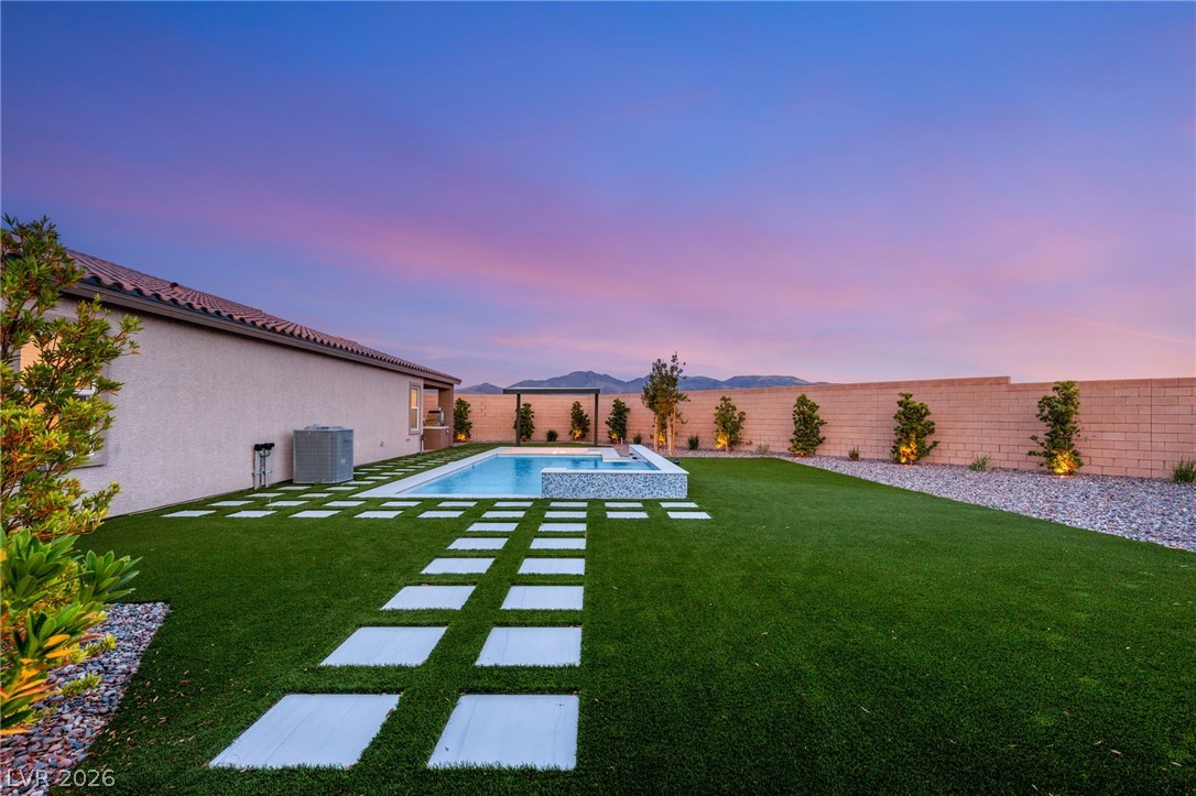 3489 Lamberto Cliff Way