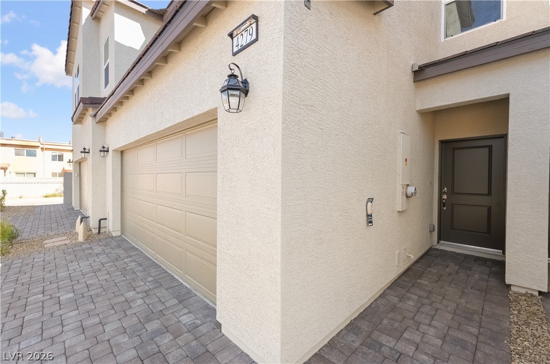 4279 Galaxy Gaze Avenue