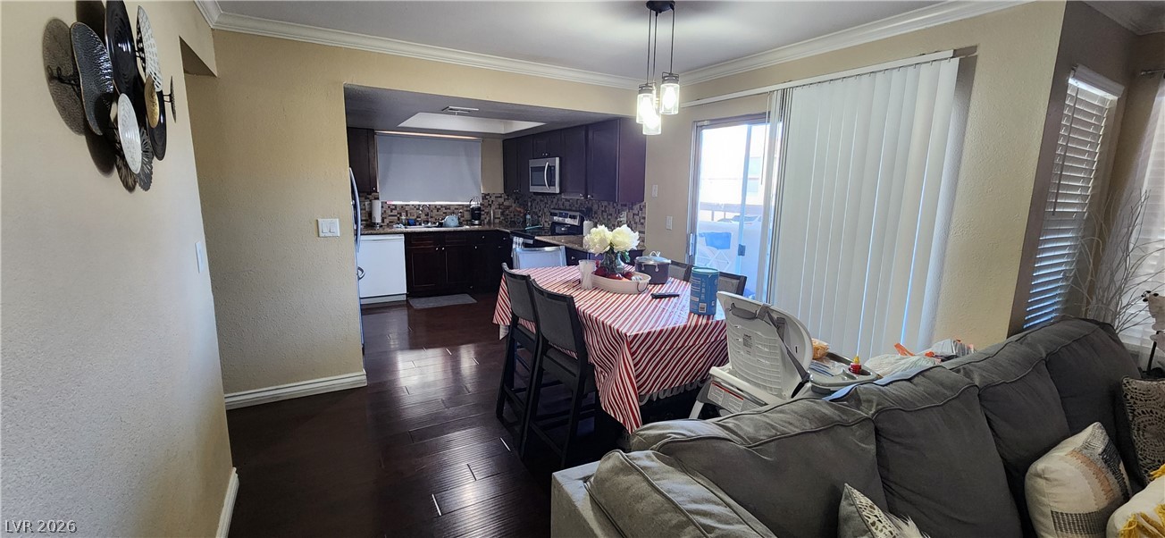 7300 Pirates Cove Road 1071