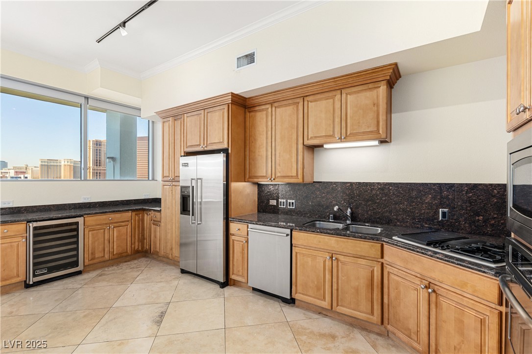 360 E Desert Inn Road 1703