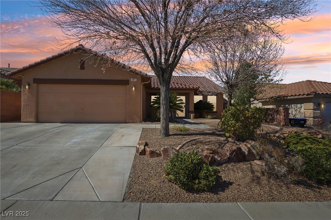 1011 Amber Gate Street, Henderson, Nevada image 1