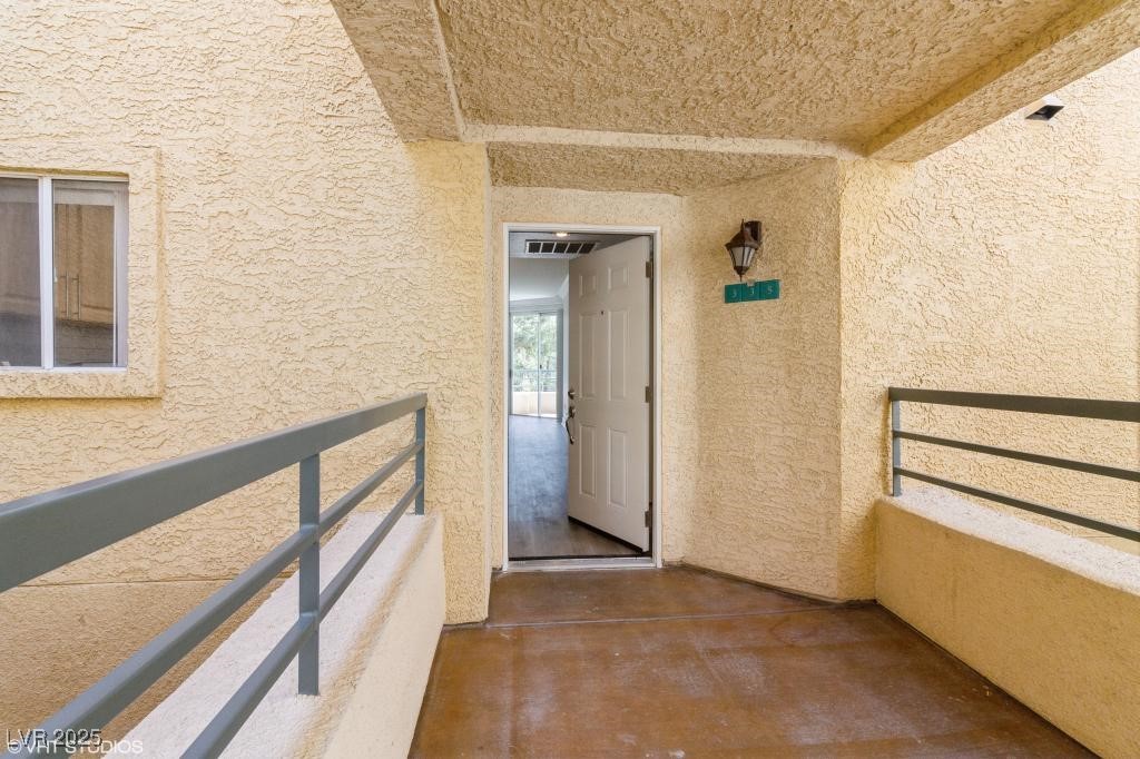 230 E Flamingo Road 335