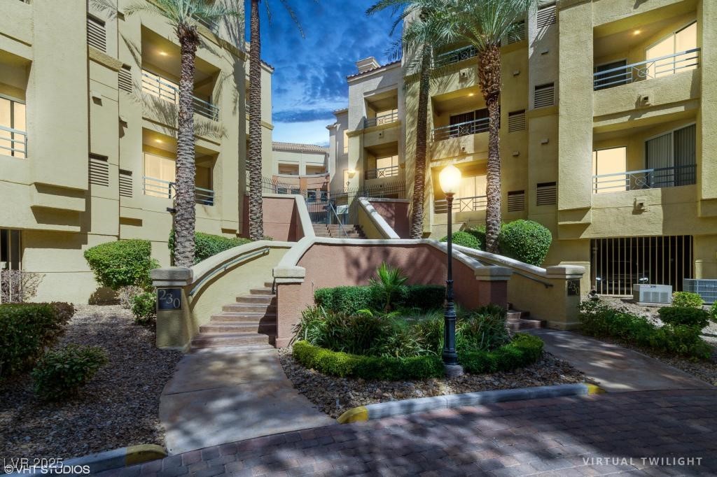 230 E Flamingo Road 335