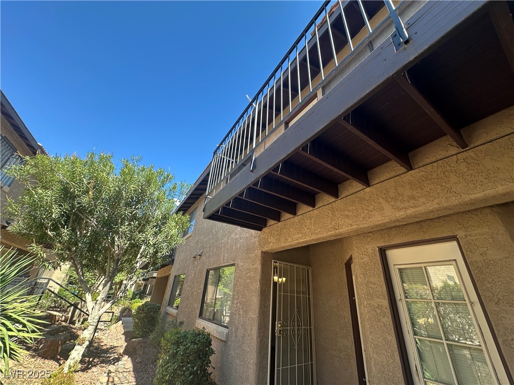 Las Vegas, Nevada 89103, United States, 3 Bedrooms Bedrooms, ,3 BathroomsBathrooms,Residential,Active,216378