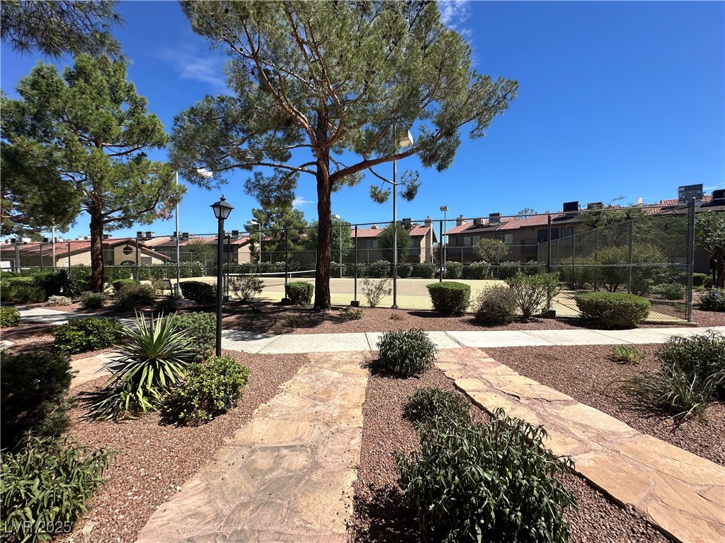 Las Vegas, Nevada 89103, United States, 3 Bedrooms Bedrooms, ,3 BathroomsBathrooms,Residential,Active,216378