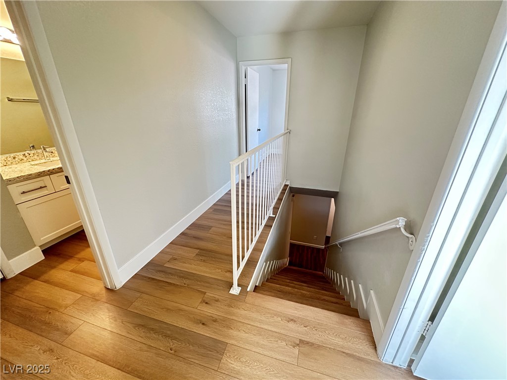 Las Vegas, Nevada 89103, United States, 3 Bedrooms Bedrooms, ,3 BathroomsBathrooms,Residential,Active,216378