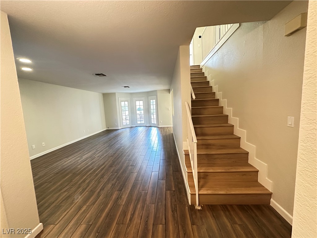 Las Vegas, Nevada 89103, United States, 3 Bedrooms Bedrooms, ,3 BathroomsBathrooms,Residential,Active,216378