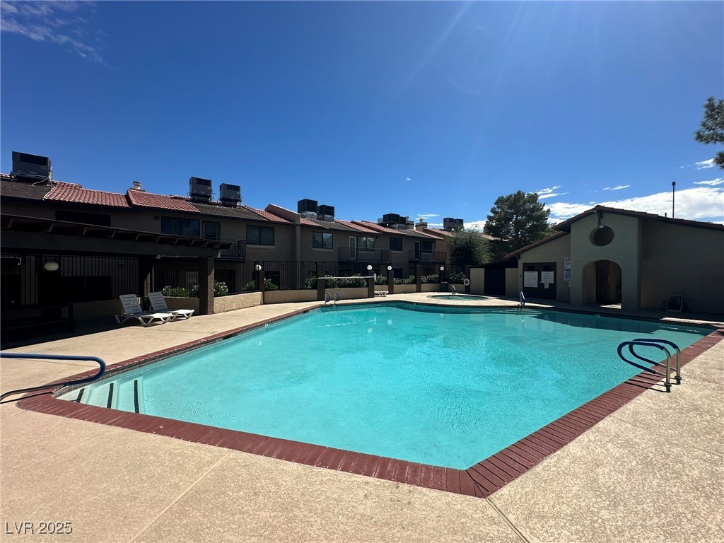 Las Vegas, Nevada 89103, United States, 3 Bedrooms Bedrooms, ,3 BathroomsBathrooms,Residential,Active,216378