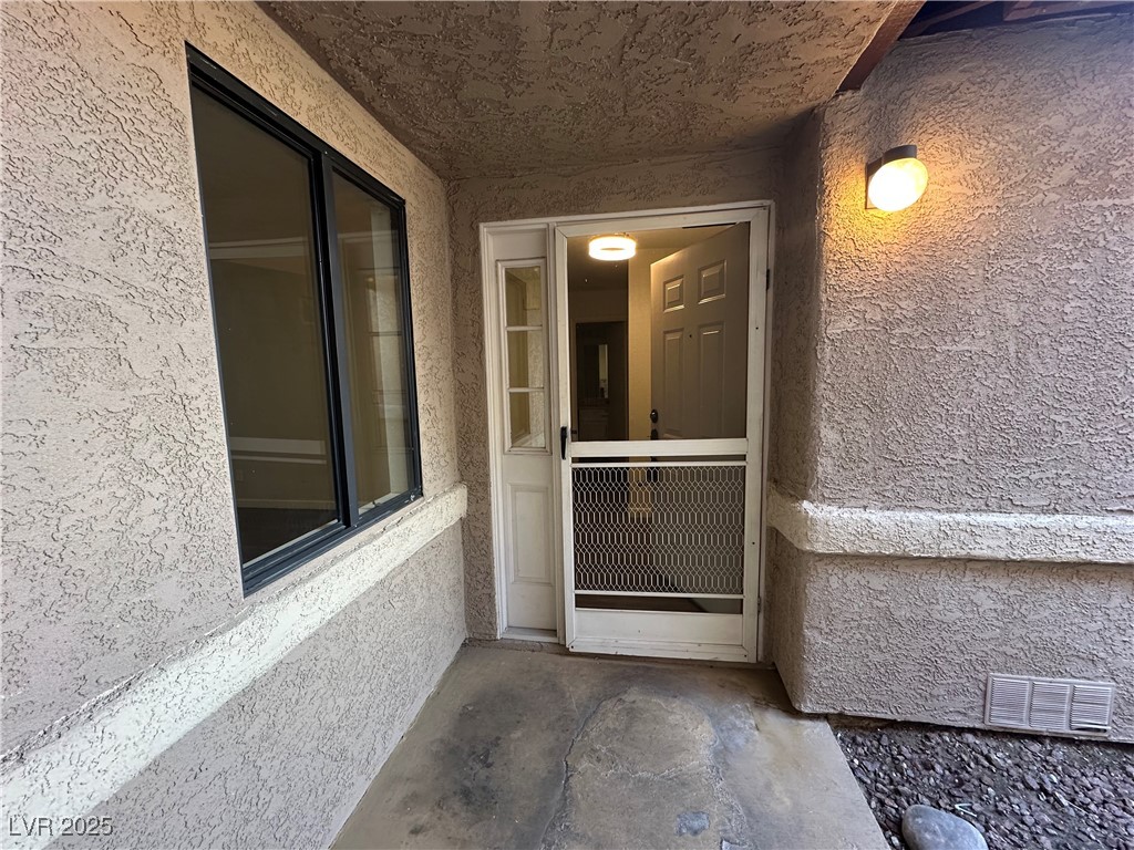Las Vegas, Nevada 89103, United States, 3 Bedrooms Bedrooms, ,3 BathroomsBathrooms,Residential,Active,216378