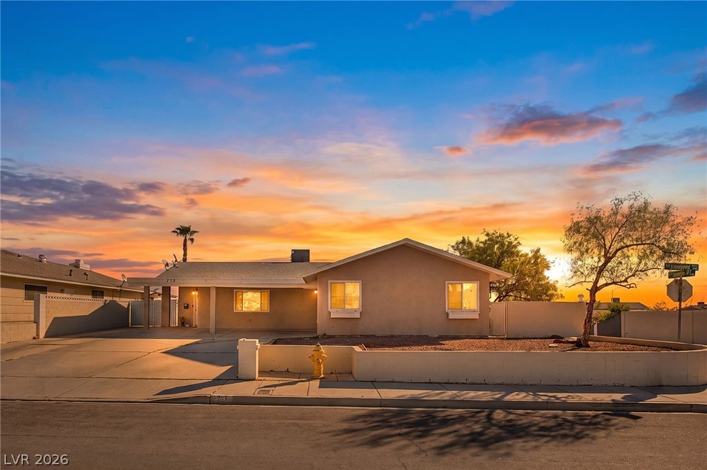 Photo of 713 Vincent Way, Las Vegas, NV 89145 (MLS # 2809830)