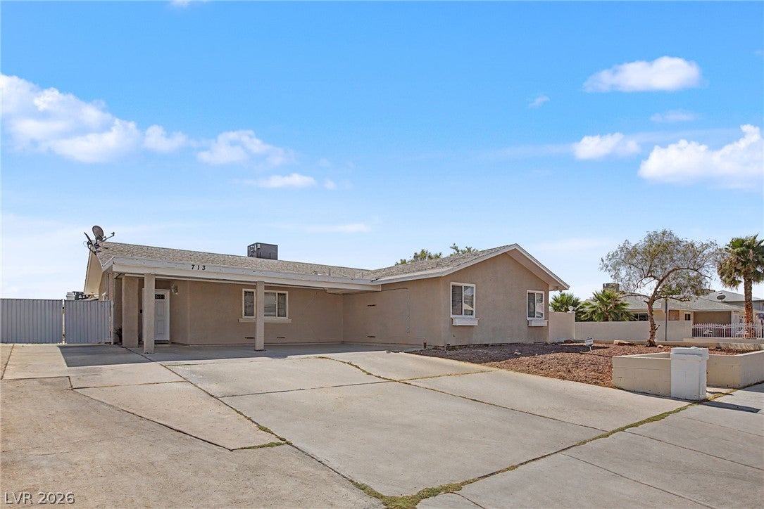 713 Vincent Way