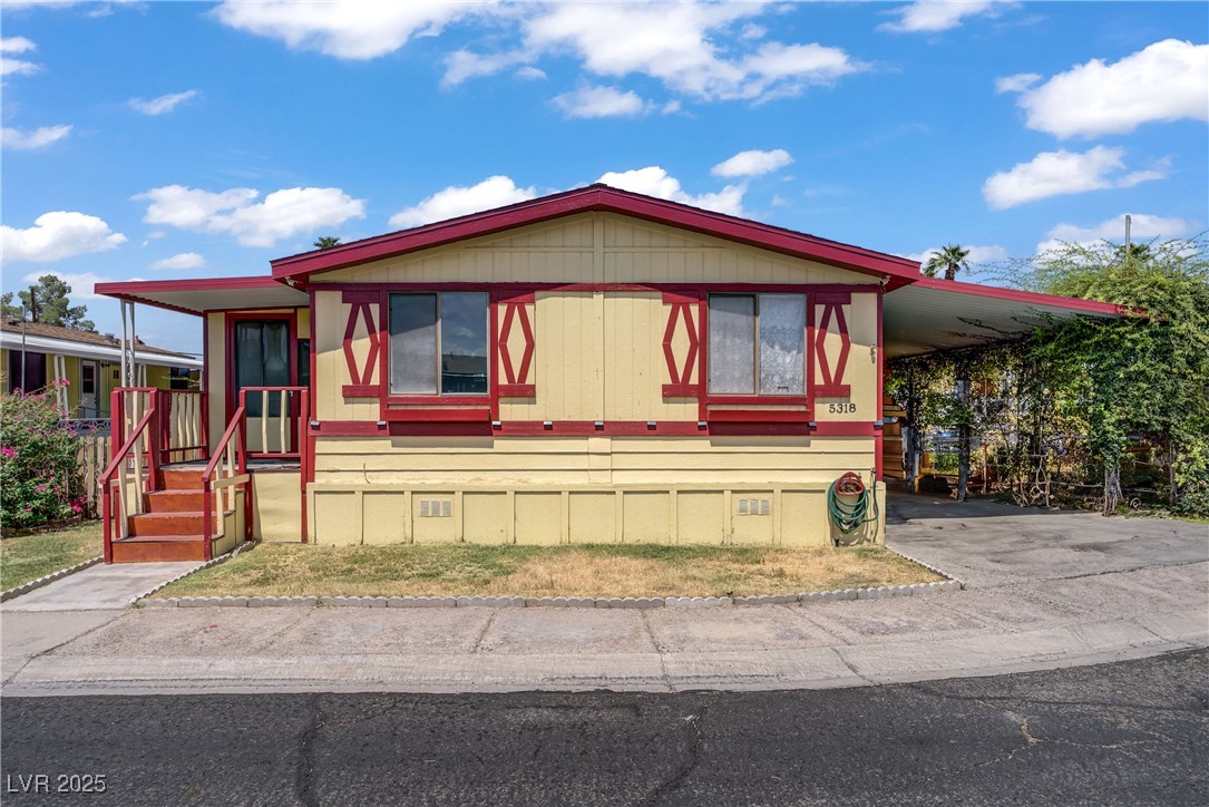 5318 Tupelo Lane