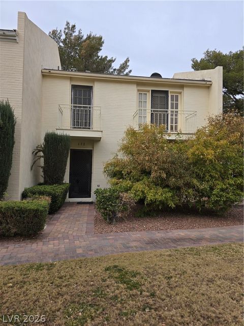 Photo of 608 Tam O Shanter, Las Vegas, NV 89109 (MLS # 2756494)