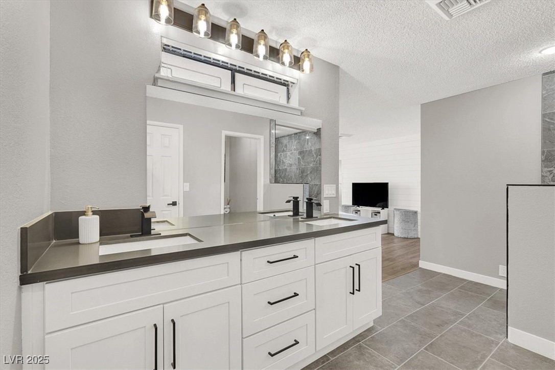 5102 Tennis Court, Las Vegas, Nevada image 43