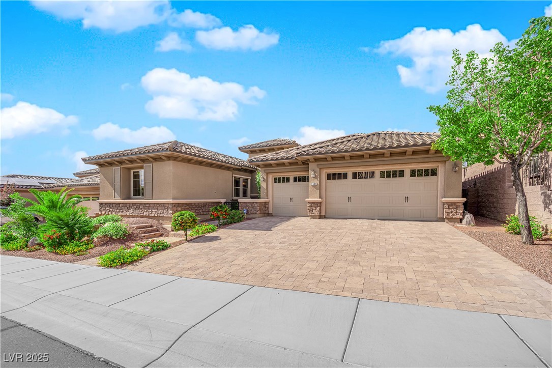 2901 Josephine Drive