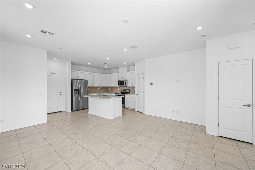 242 Freeport View Place