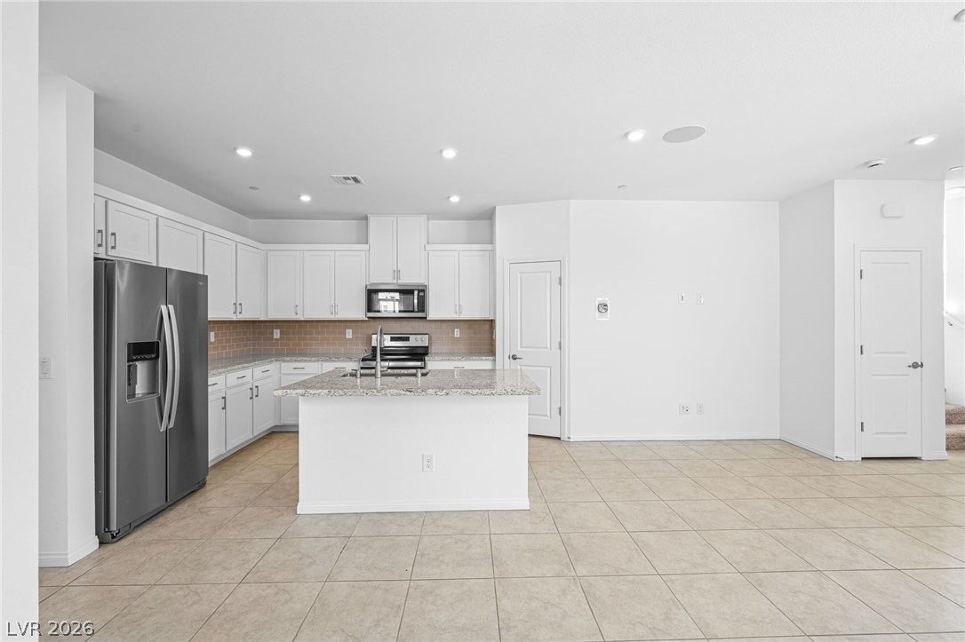 242 Freeport View Place
