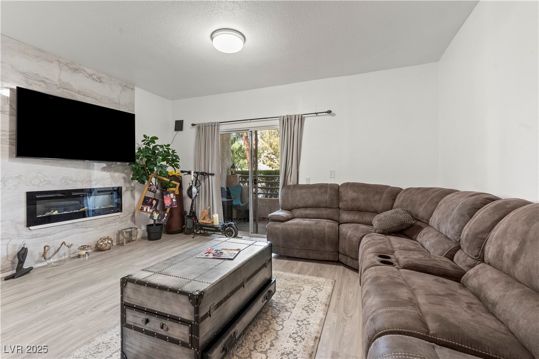 5415 W Harmon Avenue 1074