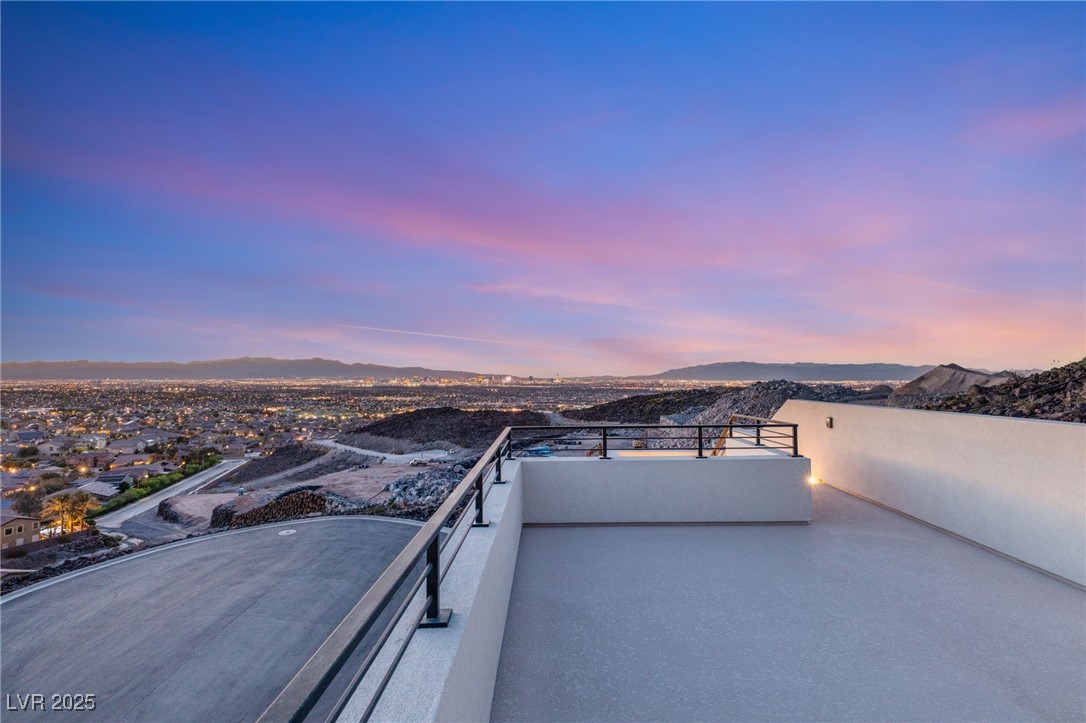 350 Solitude Peak Lane, Henderson, Nevada image 25