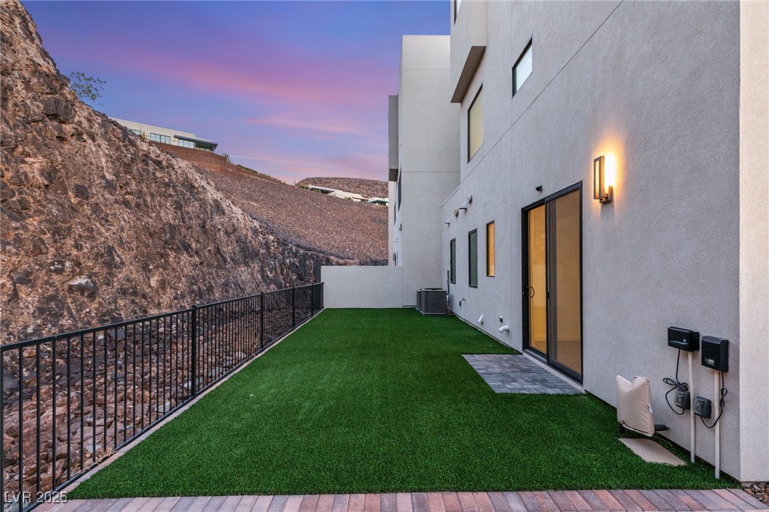 350 Solitude Peak Lane, Henderson, Nevada image 34