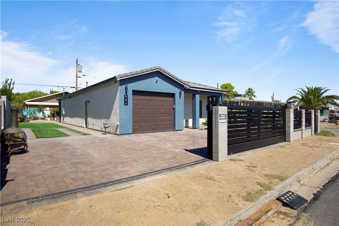 Properties 1 605 N Yale Street