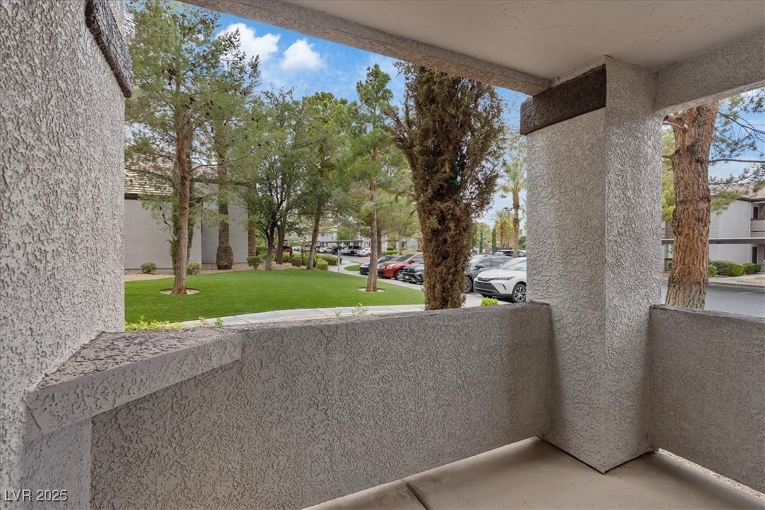 Las Vegas, Nevada 89113, United States, 2 Bedrooms Bedrooms, ,2 BathroomsBathrooms,Residential,Active,199015