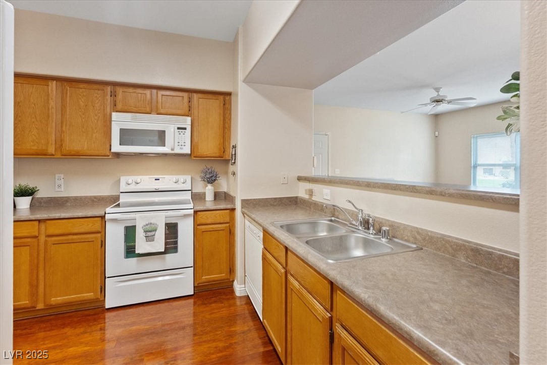 Las Vegas, Nevada 89113, United States, 2 Bedrooms Bedrooms, ,2 BathroomsBathrooms,Residential,Active,199015