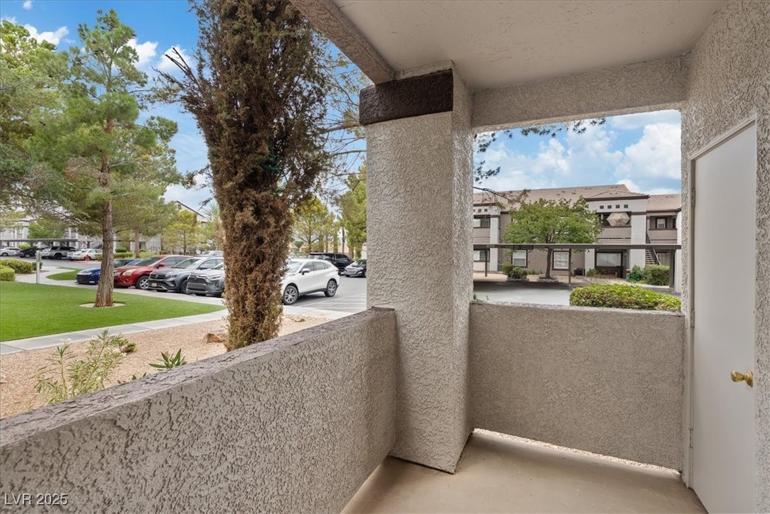 Las Vegas, Nevada 89113, United States, 2 Bedrooms Bedrooms, ,2 BathroomsBathrooms,Residential,Active,199015