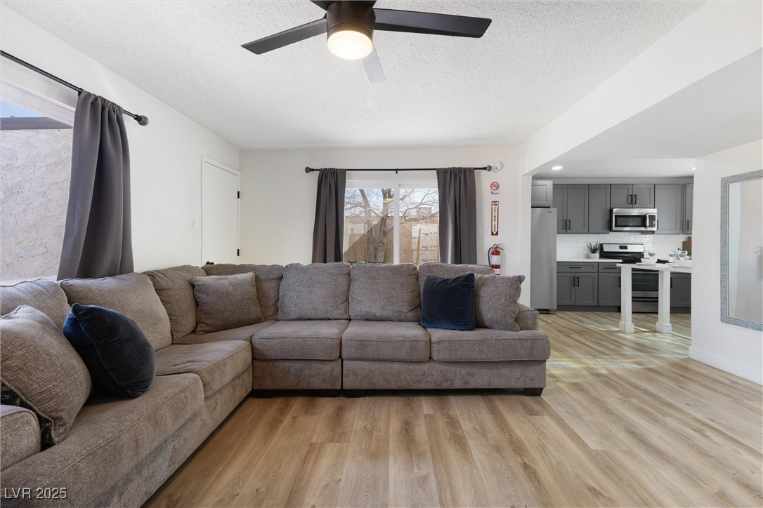 2724 Spear Street, North Las Vegas, Nevada image 7