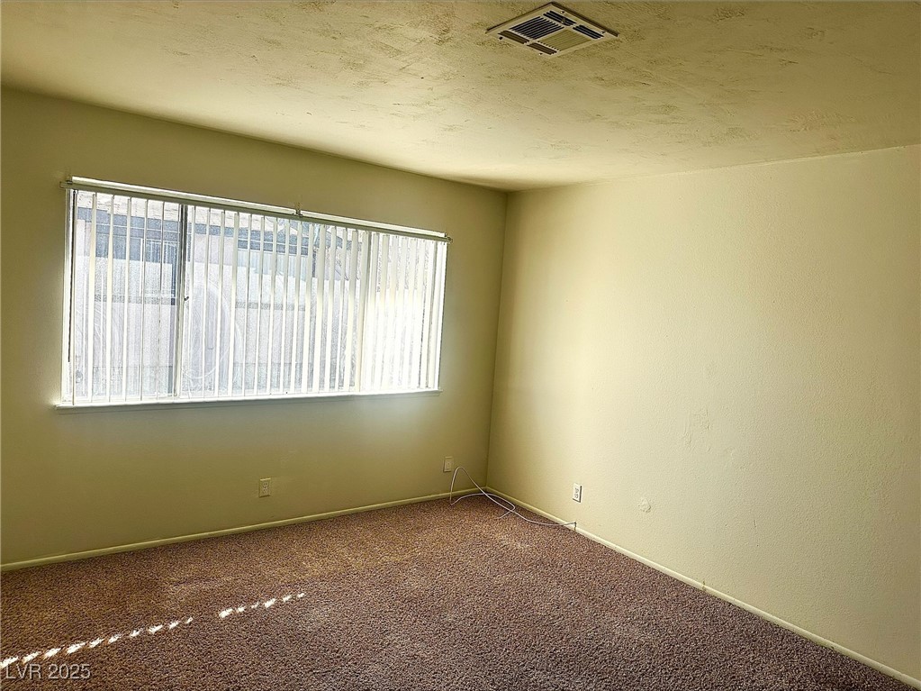 Las Vegas, Nevada 89119, United States, 2 Bedrooms Bedrooms, ,2 BathroomsBathrooms,Residential,Active,94140