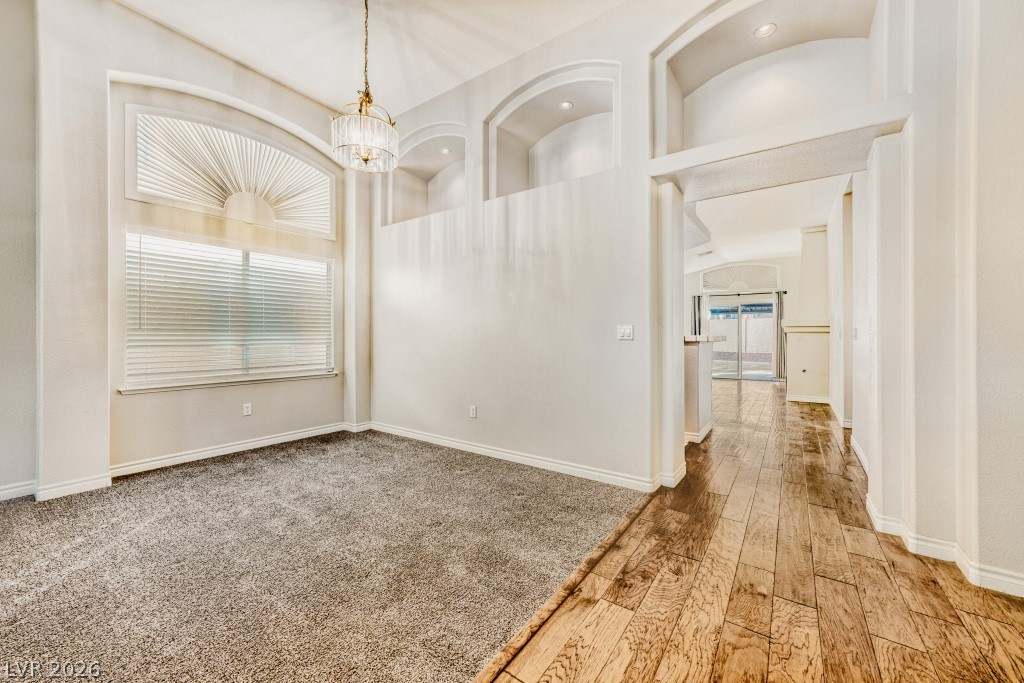 9529 Mountainair Avenue