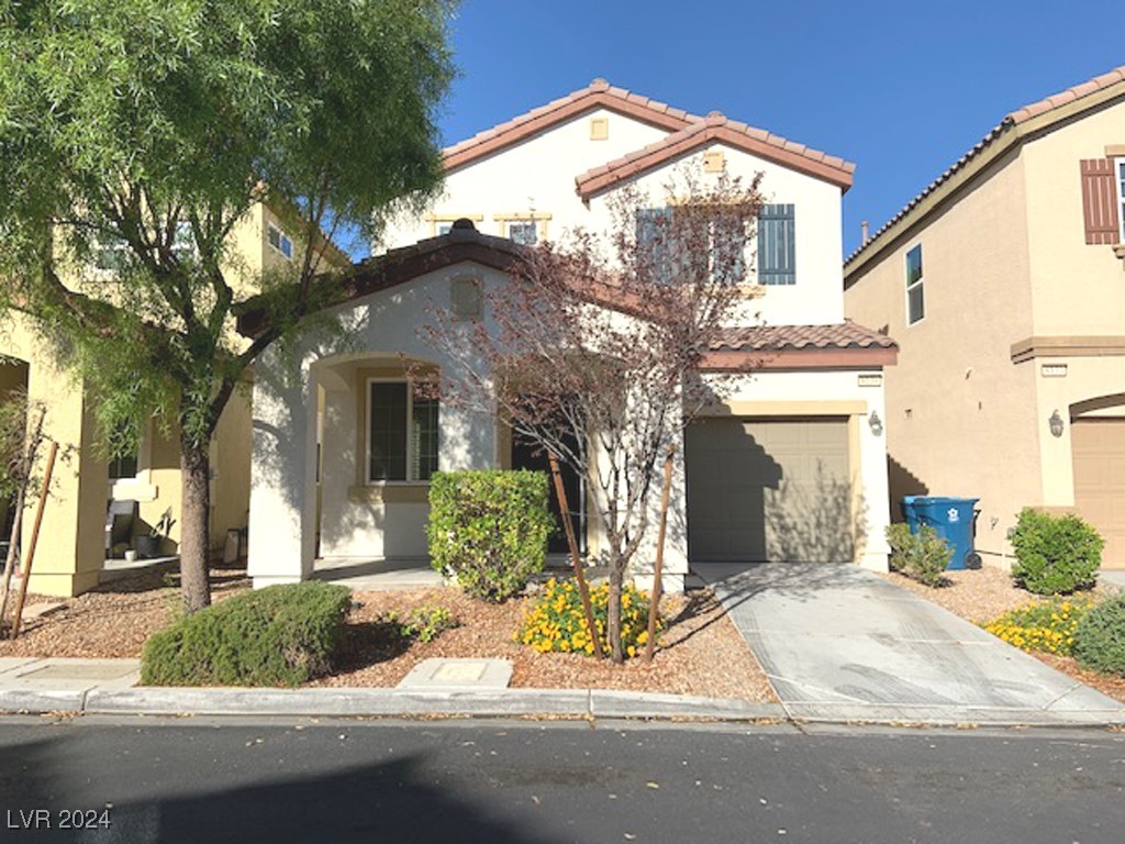 Photo 1 of 38 — 8139 Lake Chippewa Street, Las Vegas, NV 89113