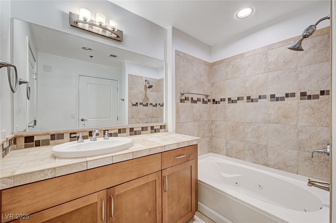 8255 S Las Vegas Boulevard 718