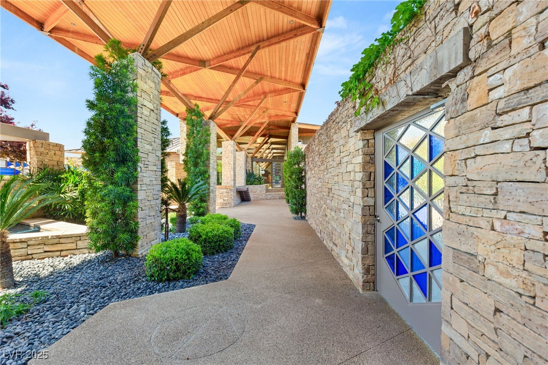 Properties 1 3 Anthem Pointe Court